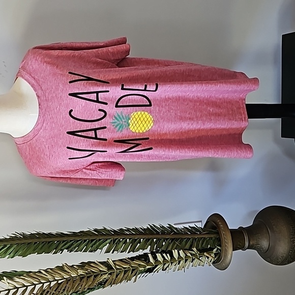 "VACAY M🍍DE" Heathered Red Short Sleeve Tee - Picture 1 of 15